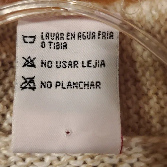 Gaupo Peru Meych Hooded Cardigan Made in Peru - Picture 5 of 15